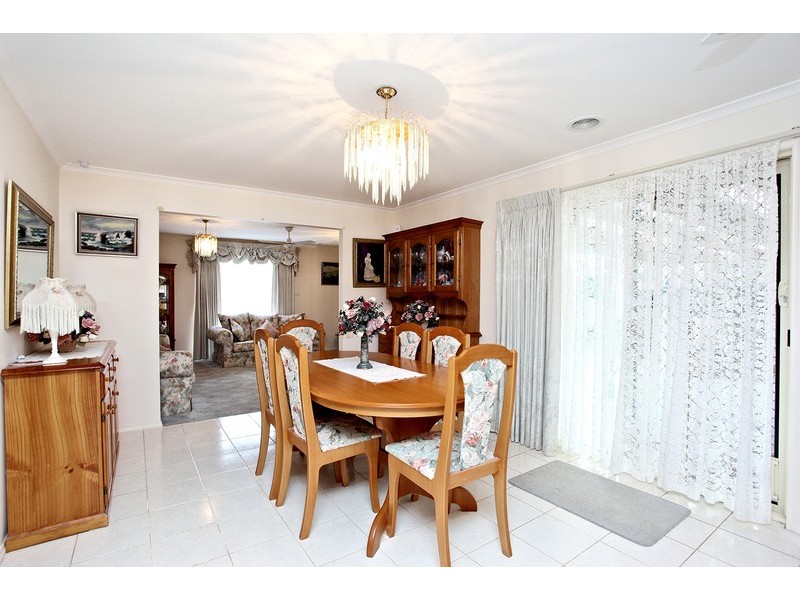 99 Walls Road, Werribee VIC 3030