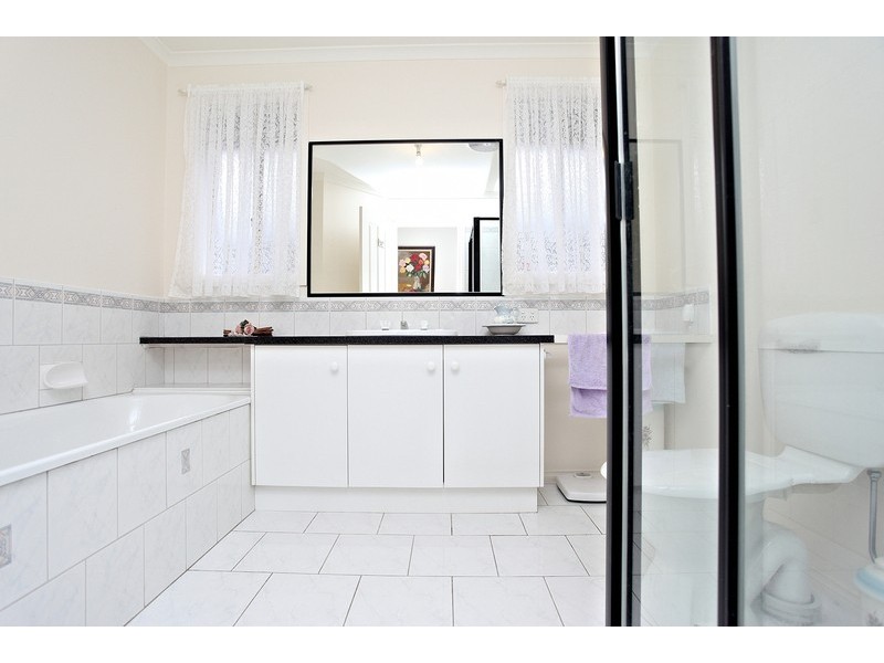 99 Walls Road, Werribee VIC 3030