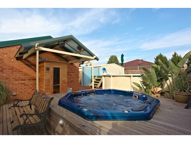 174 Wattle Avenue, Werribee VIC 3030