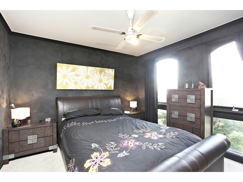 59 Strathmore Crescent, Hoppers Crossing VIC 3029