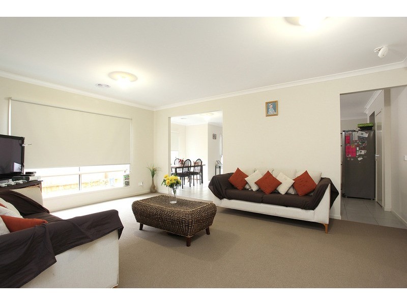 33 Butterfly Boulevard, Tarneit VIC 3029