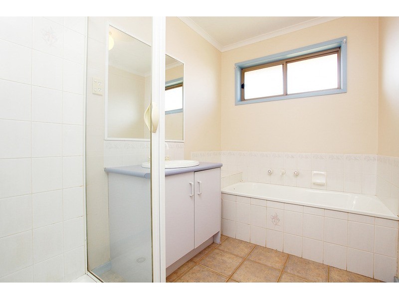 93 Lonsdale Circuit, Hoppers Crossing VIC 3029