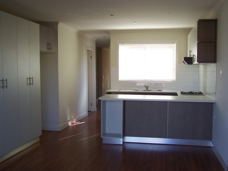 3B Swallow Street, Werribee VIC 3030