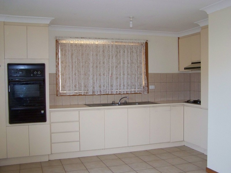 1/17 Sheahan Crescent, Hoppers Crossing VIC 3029