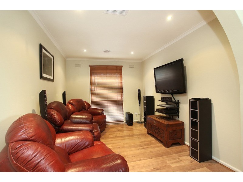 70 Heaths Road, Hoppers Crossing VIC 3029