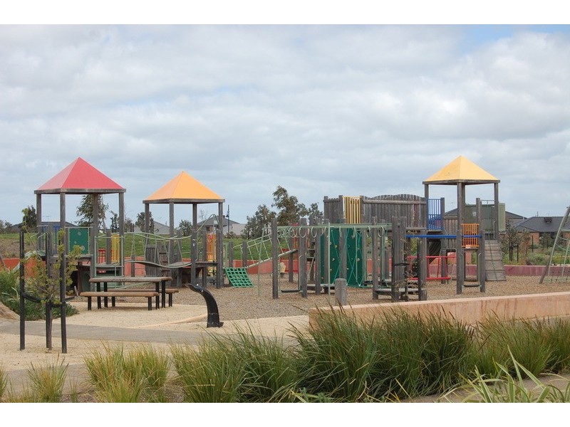 36 Laurence Way, Tarneit VIC 3029