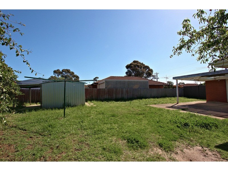 12 Wallara Road, Werribee VIC 3030