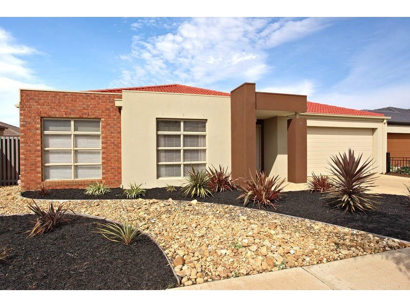 12 Nighthawk Road, Tarneit VIC 3029