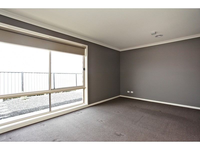 12 Nighthawk Road, Tarneit VIC 3029