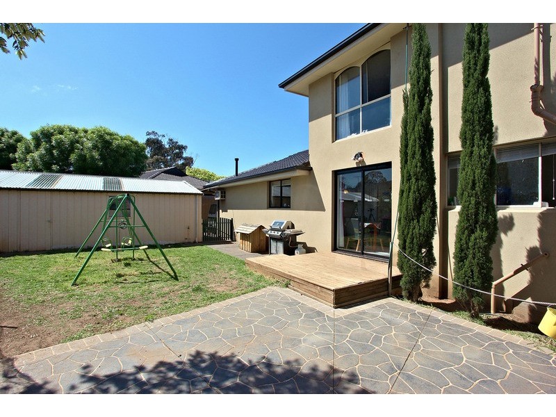 2 Patterson Avenue, Hoppers Crossing VIC 3029