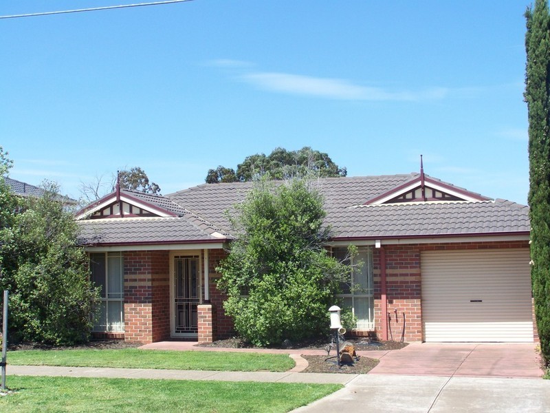 1/67 Hogans Road, Hoppers Crossing VIC 3029