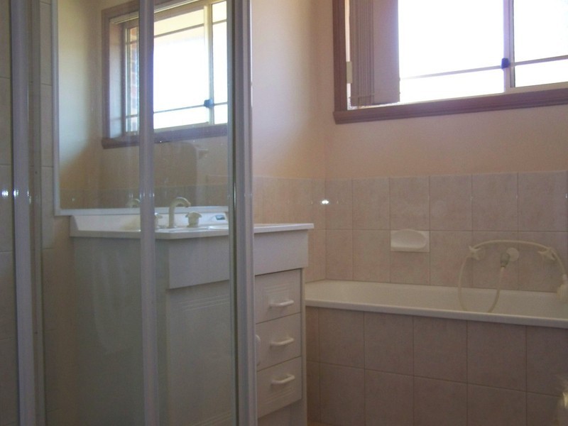 1/67 Hogans Road, Hoppers Crossing VIC 3029