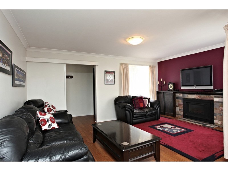 43 Moffatt Crescent, Hoppers Crossing VIC 3029