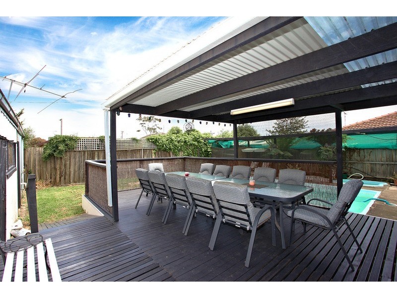 43 Moffatt Crescent, Hoppers Crossing VIC 3029