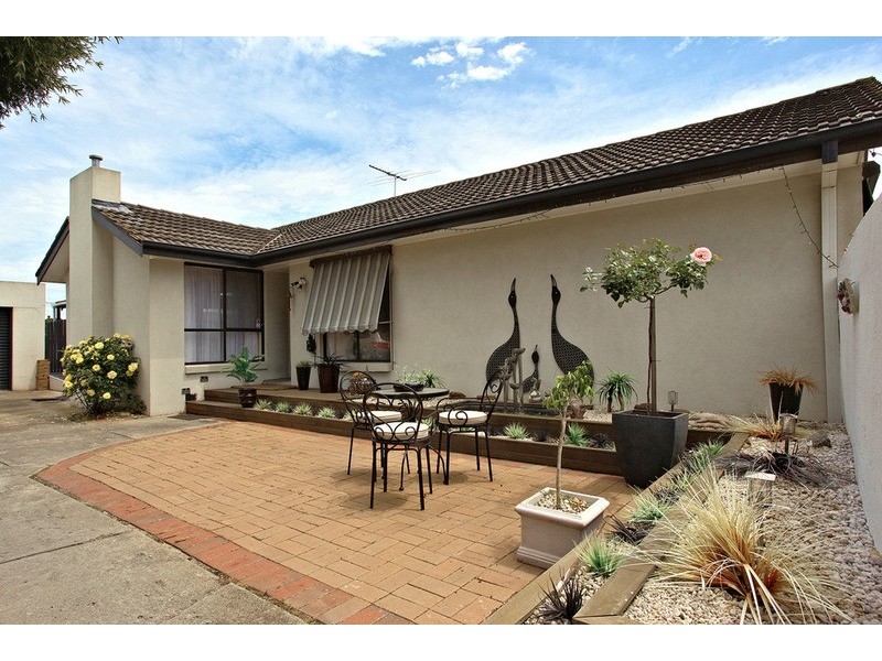 43 Moffatt Crescent, Hoppers Crossing VIC 3029