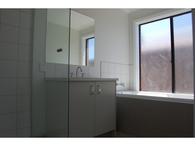 14 Nautilus Close, Wyndham Vale VIC 3024