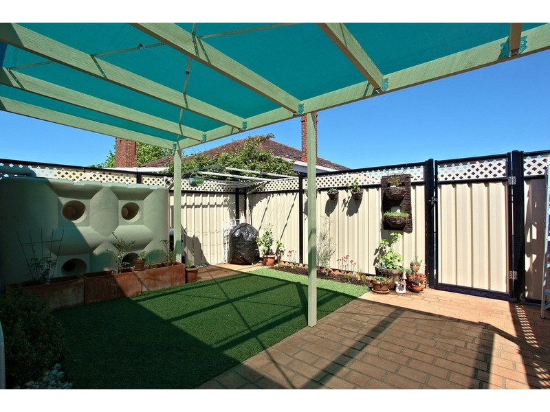 1/2-6 Kelly Street, Werribee VIC 3030