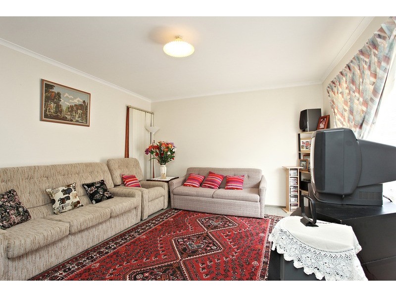 2/95 Songlark Crescent, Werribee VIC 3030