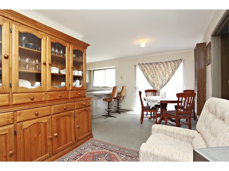 2/95 Songlark Crescent, Werribee VIC 3030