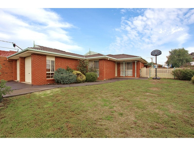 6 Angela Drive, Hoppers Crossing VIC 3029
