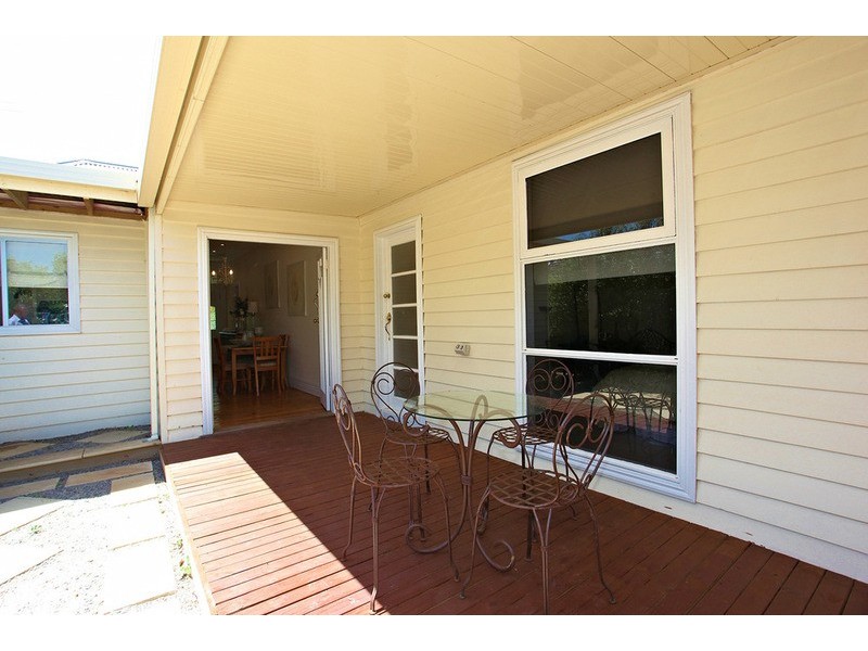 1/6 High Street, Werribee VIC 3030