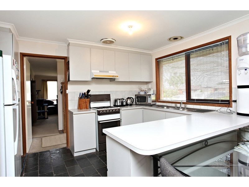 34 Argyle Crescent, Werribee VIC 3030