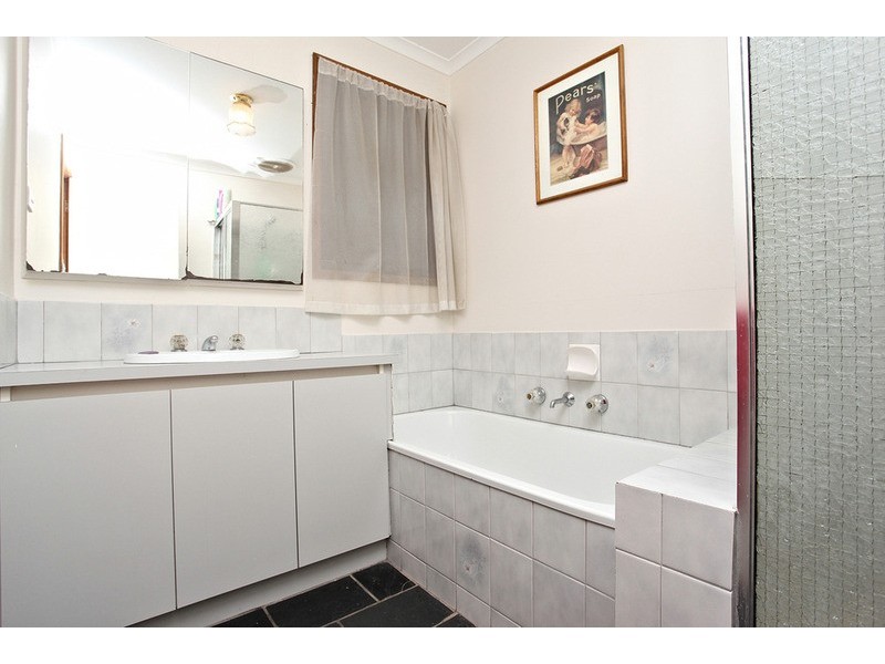 34 Argyle Crescent, Werribee VIC 3030