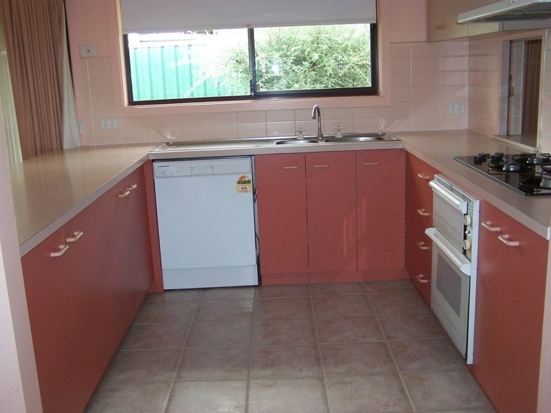 27 Saddington Avenue, Hoppers Crossing VIC 3029