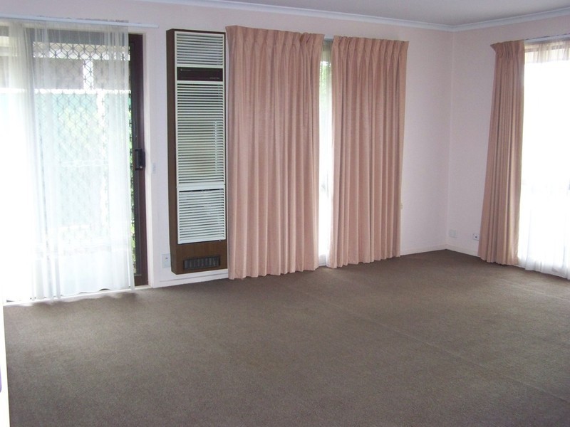 27 Saddington Avenue, Hoppers Crossing VIC 3029