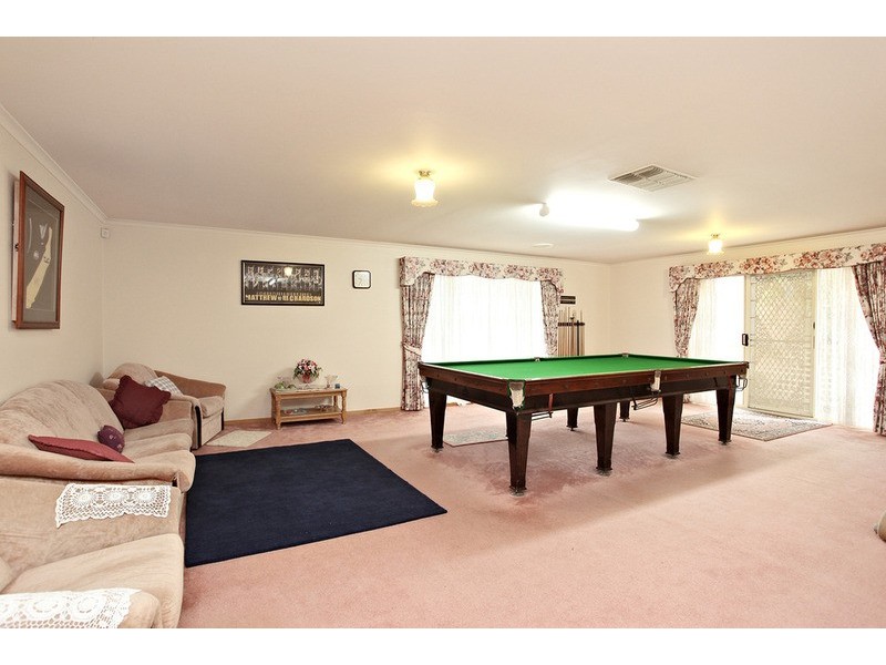 11 Second Avenue, Hoppers Crossing VIC 3029