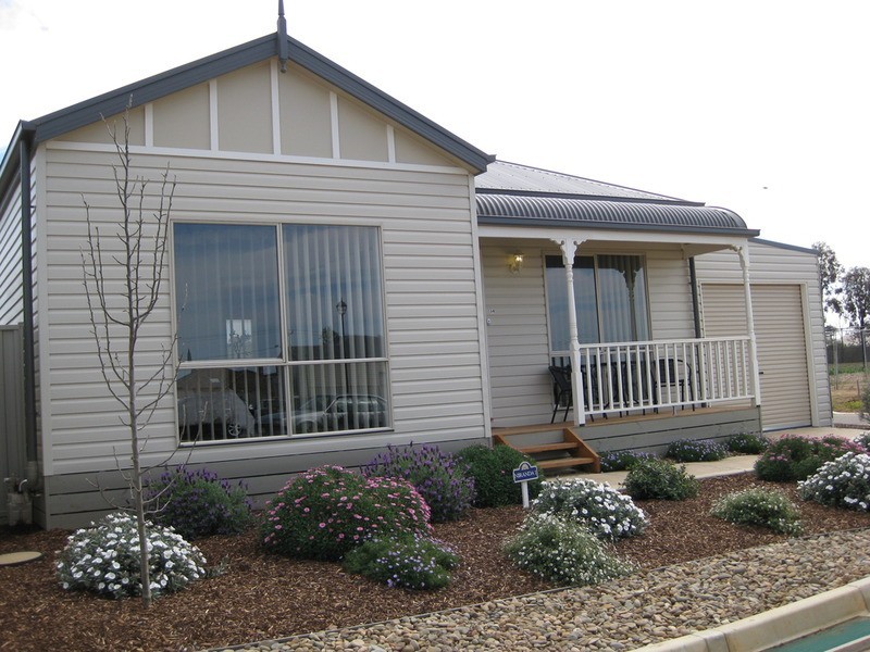 Ison Village, 150 Bulban Road, Werribee VIC 3030