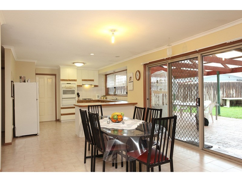 8 Croxley Close, Wyndham Vale VIC 3024