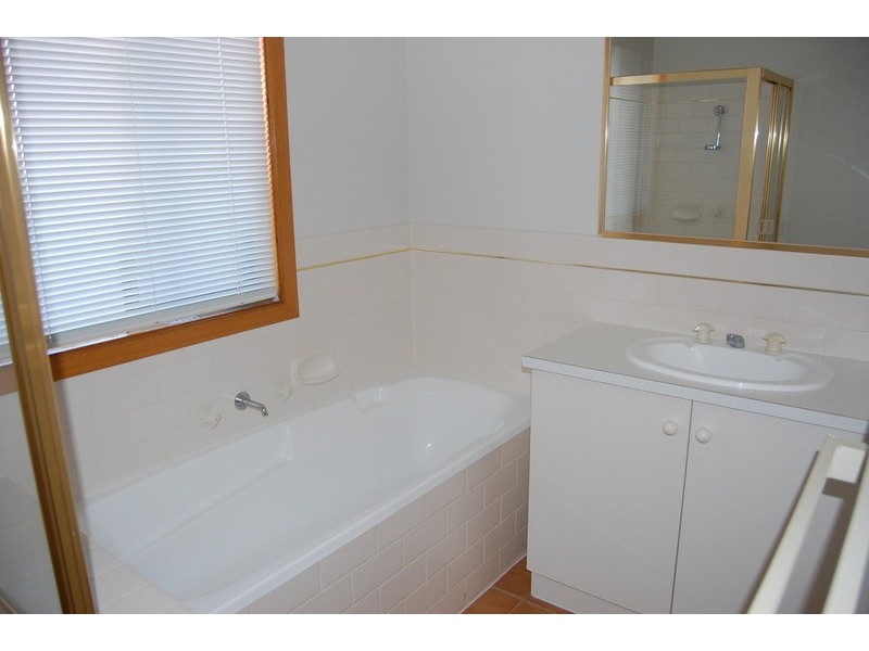 2 Alabama Close, Hoppers Crossing VIC 3029