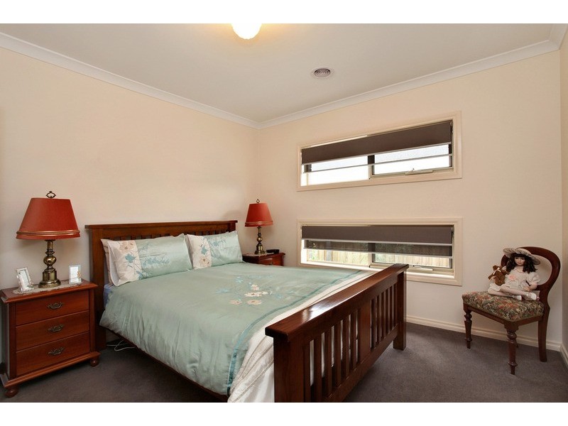 33 Rippleside Terrace, Tarneit VIC 3029