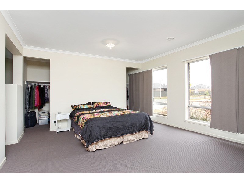20 Brockwell Crescent, Wyndham Vale VIC 3024