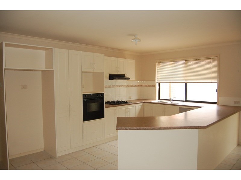 3 Sandalwood Circuit, Tarneit VIC 3029