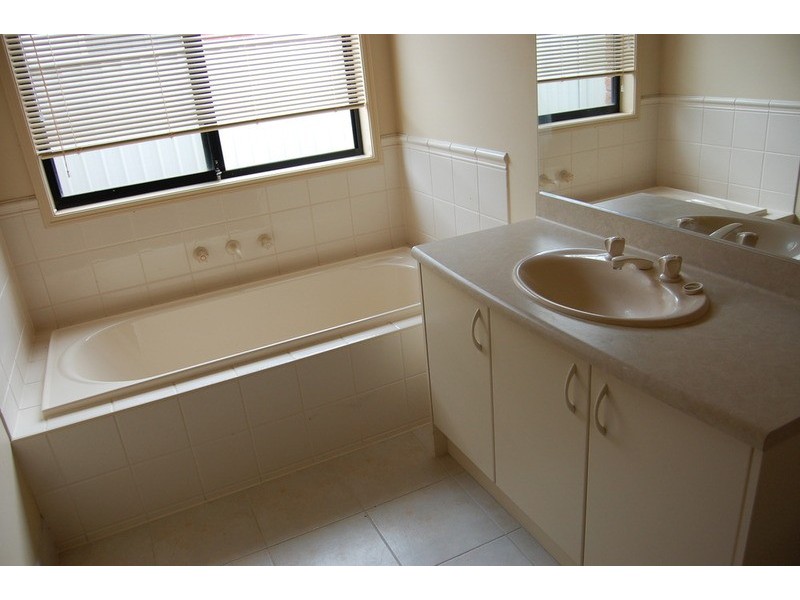 3 Sandalwood Circuit, Tarneit VIC 3029