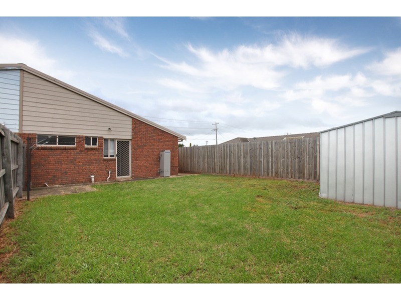 1/128 Tower Road, Werribee VIC 3030
