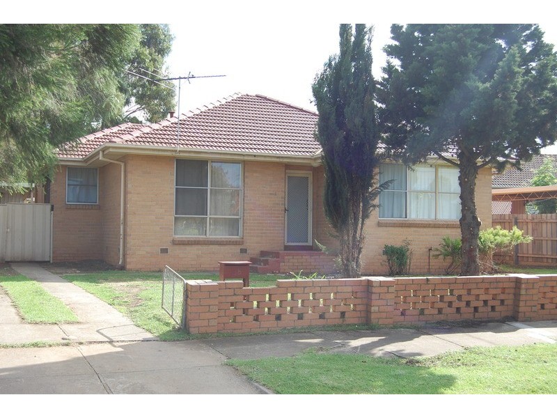 25 Cropley Crescent, Laverton VIC 3028