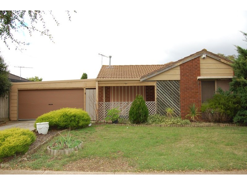 66 Thames Boulevard, Werribee VIC 3030