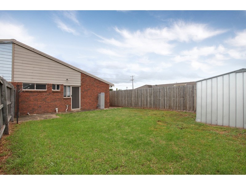 1/128 Tower Road, Werribee VIC 3030
