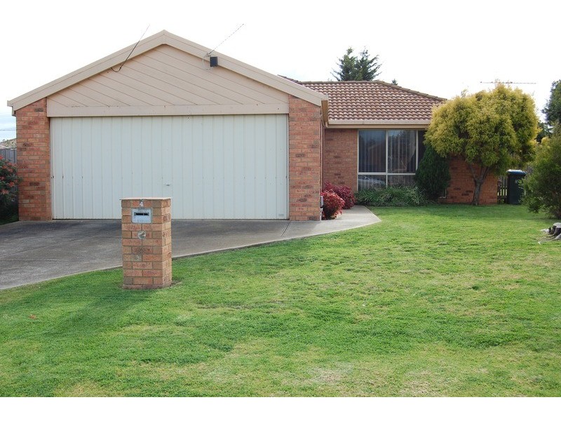 4 Ferry Close, Wyndham Vale VIC 3024