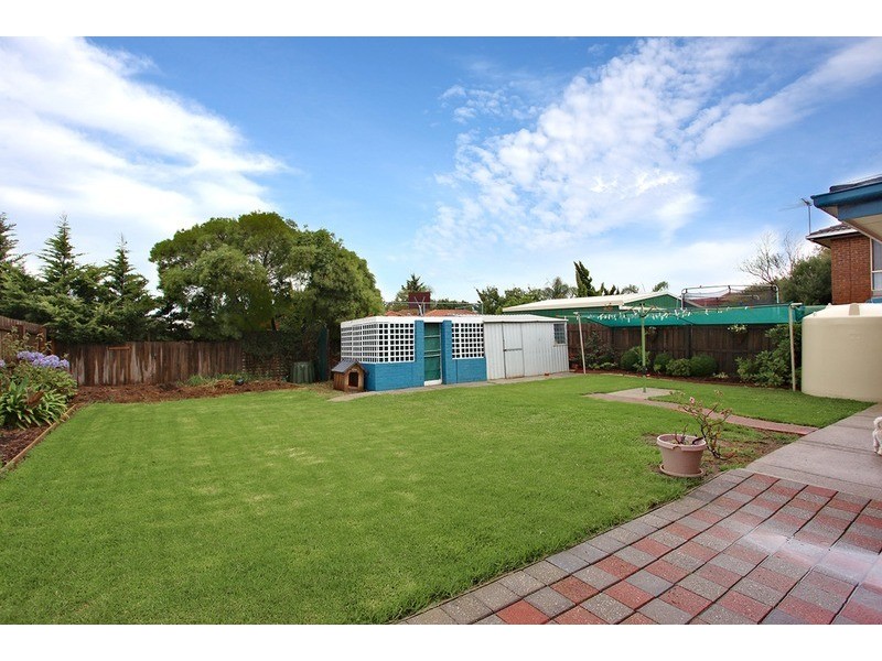 3 Whimbrel Court, Werribee VIC 3030