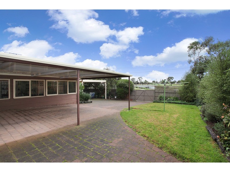 11 Ribblesdale Avenue, Wyndham Vale VIC 3024