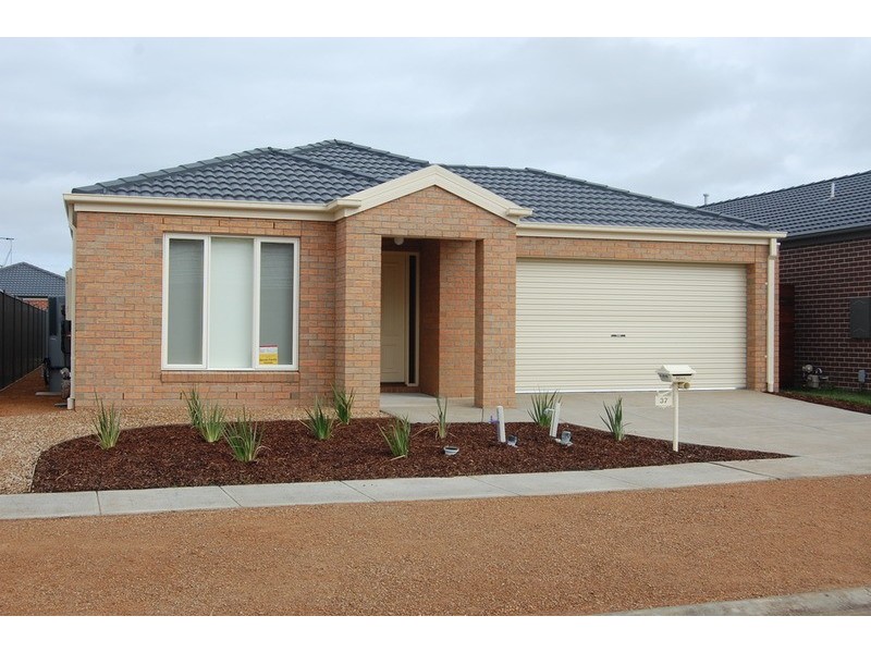 37 Pierbrook Avenue, Wyndham Vale VIC 3024