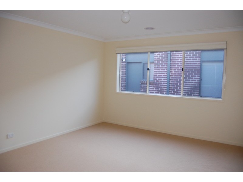 37 Pierbrook Avenue, Wyndham Vale VIC 3024