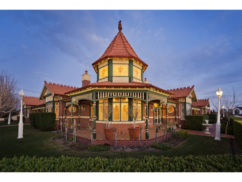 19-21 Ashley Avenue, Hoppers Crossing VIC 3029