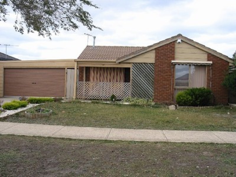 66 Thames Boulevard, Werribee VIC 3030