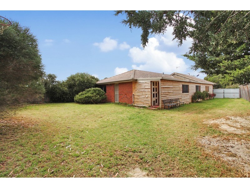 4 Dotterel Court, Werribee VIC 3030