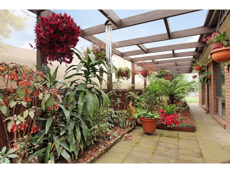 9 Seine Close, Werribee VIC 3030